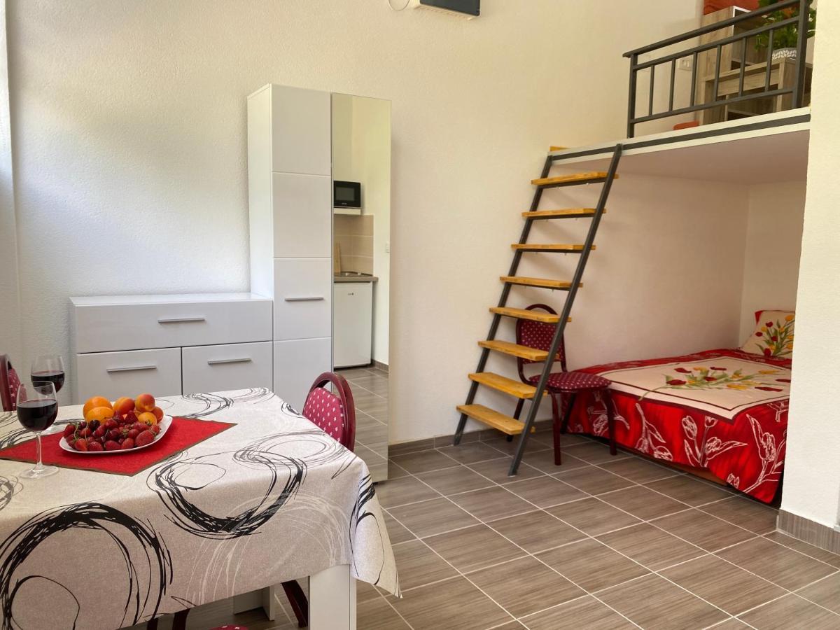 Sutomarina Apartments Сутоморе Екстер'єр фото